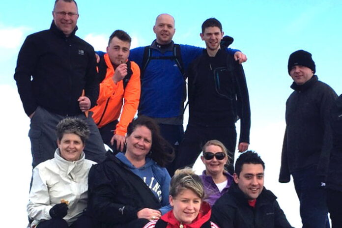 Pen-Y-Fan-mountain-team