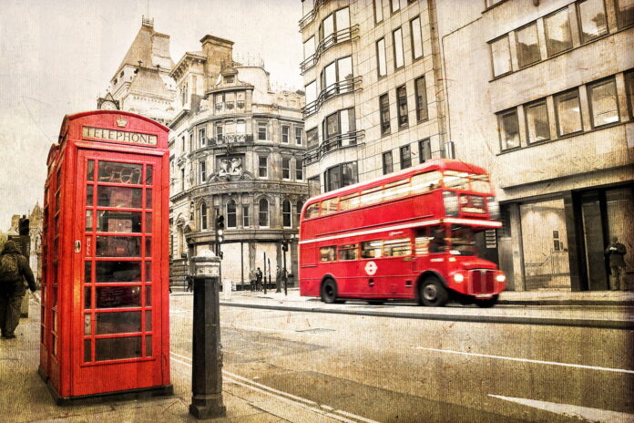 london-bus-phonebox