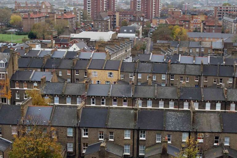 House price growth strengthens in March but outlook darkens as rates rise