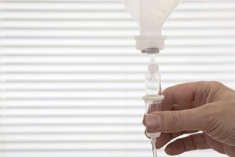 illness-intrevenous-hospital