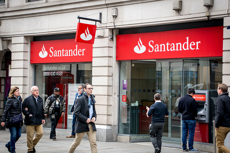 Santander extends later life partnership with L&G