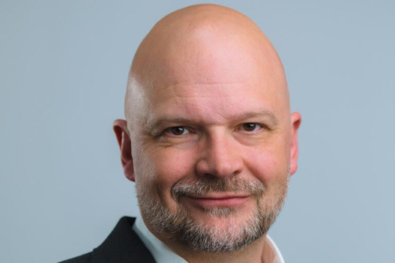 Darren Cunliffe, Livemore