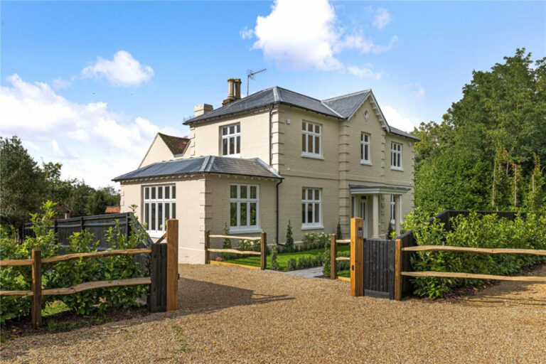 Aspen provides foreign applicant with £2.8m bridge