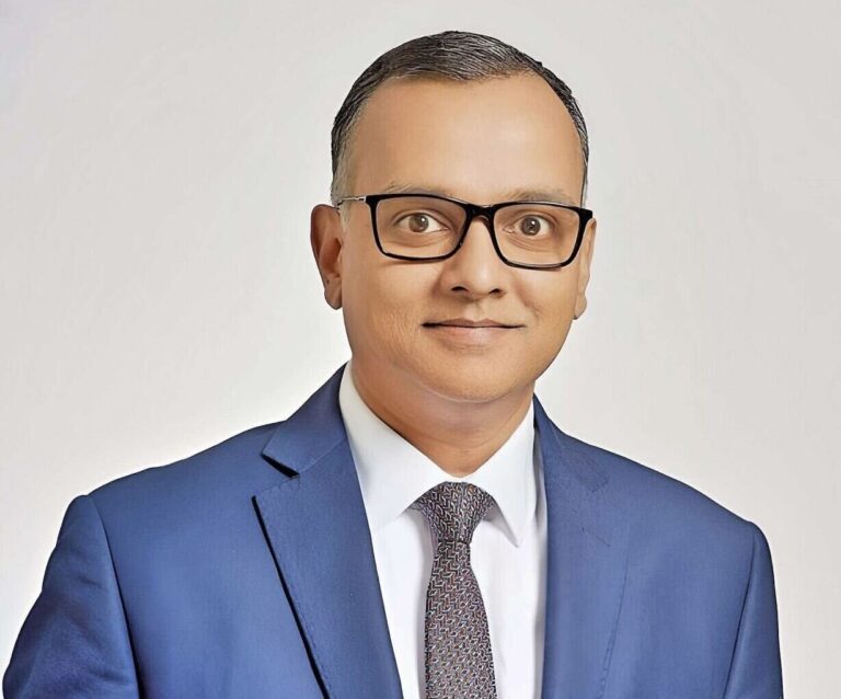 Mayank Prakash, Pivotal