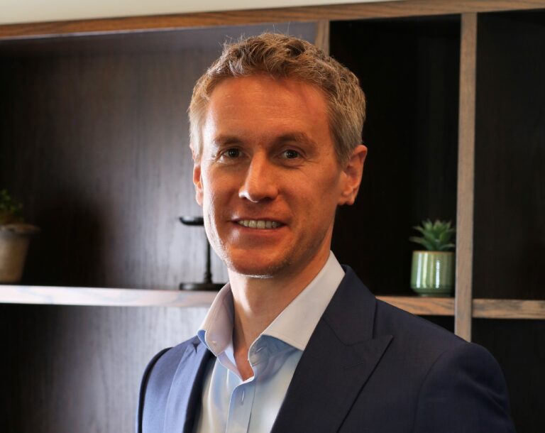 Edward Matthews, Mera CEO