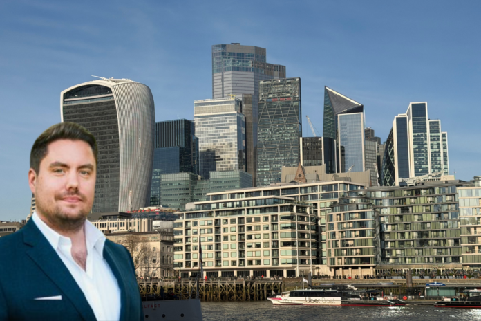 Islay Robinson, Enness Global