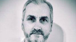 Julian Lavender, Corporate Accounts Director at iamproperty