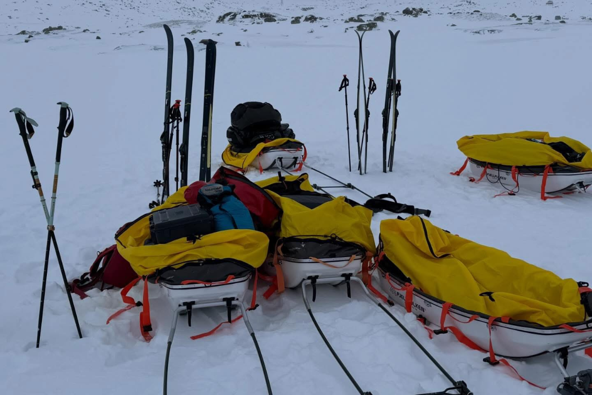Ski equipment