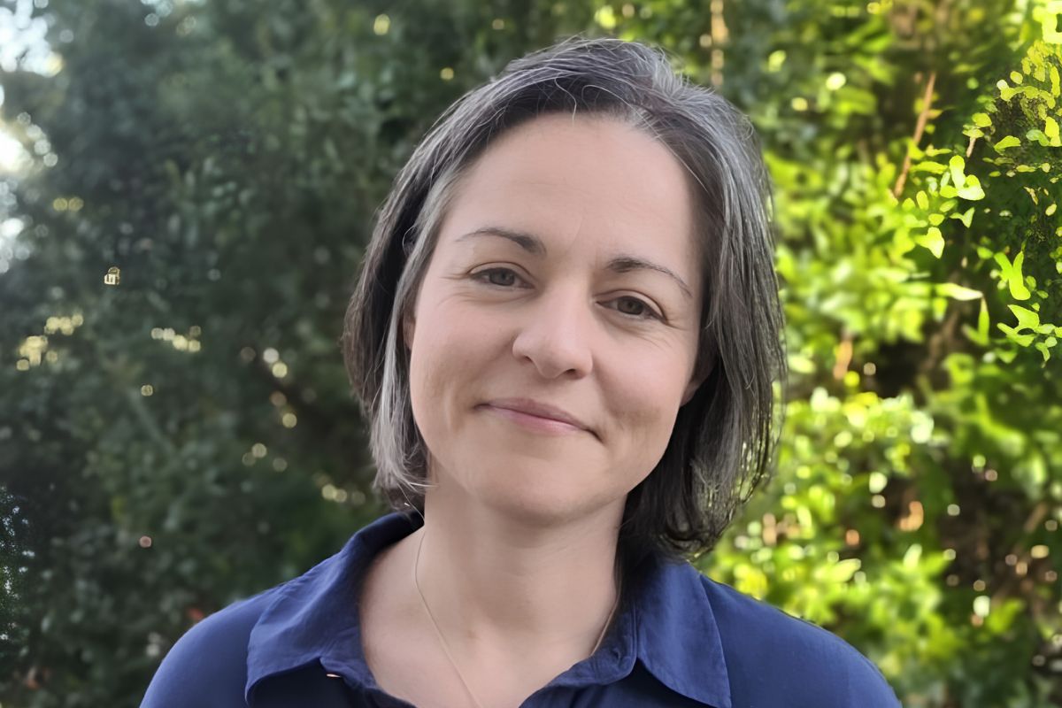 Emily Grant, Environet