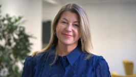 Lisa Steele, Paragon Bank